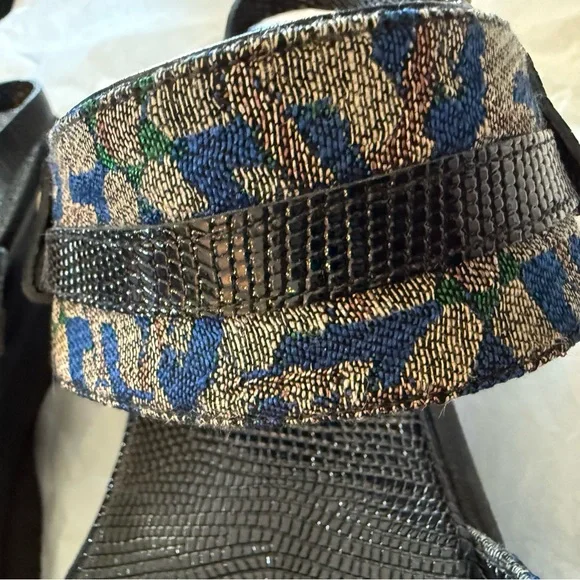 Dries Van Noten Black and Blue Sandals, Jet Beads and Lizard embossed leather - Picture 5 of 10